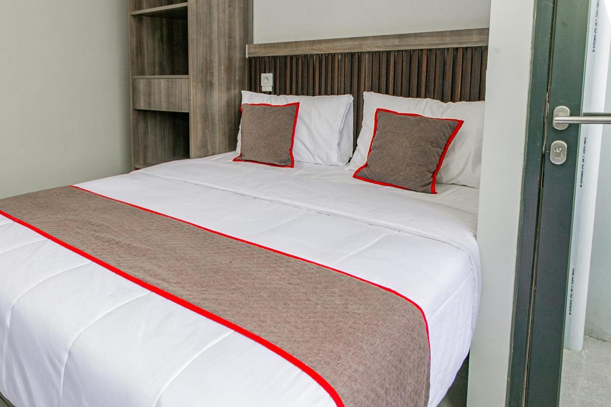 Hotel O Apartment Riverdale Cikarang Near Sgc Mall Bekasi Esterno foto